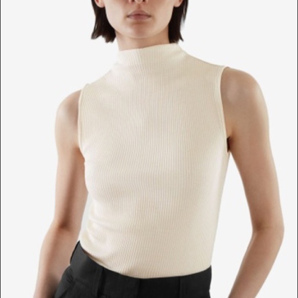 ‼️RARE‼️COS Sleeveless Ribbed Top In White，XS